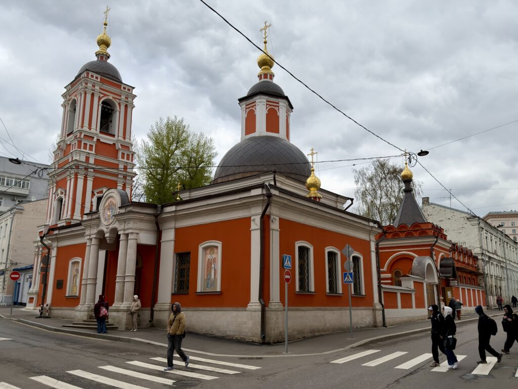 Китай-город &mdash; и снова Китай-город: следствие в Хитровке ведут Колобки  фото