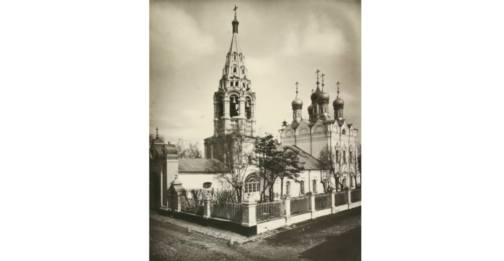 Арбатская — Смоленская: тишь да гладь «межарбатья» Арбатская — Смоленская: тишь да гладь «межарбатья» фото