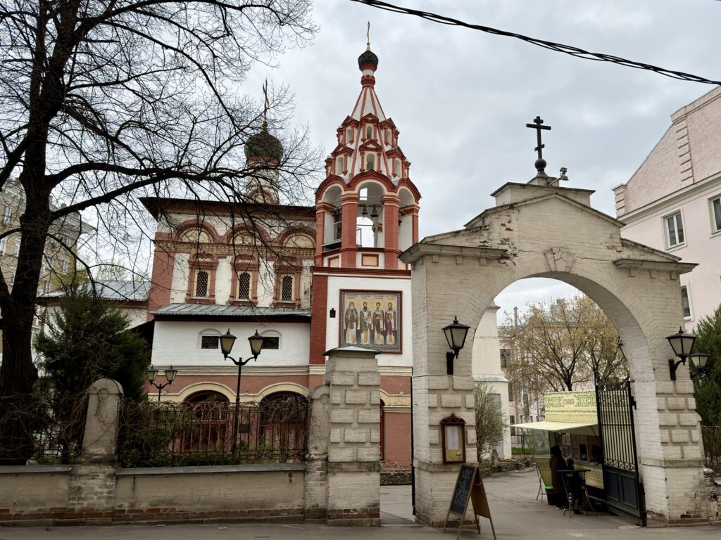 Китай-город &mdash; и снова Китай-город: следствие в Хитровке ведут Колобки  фото