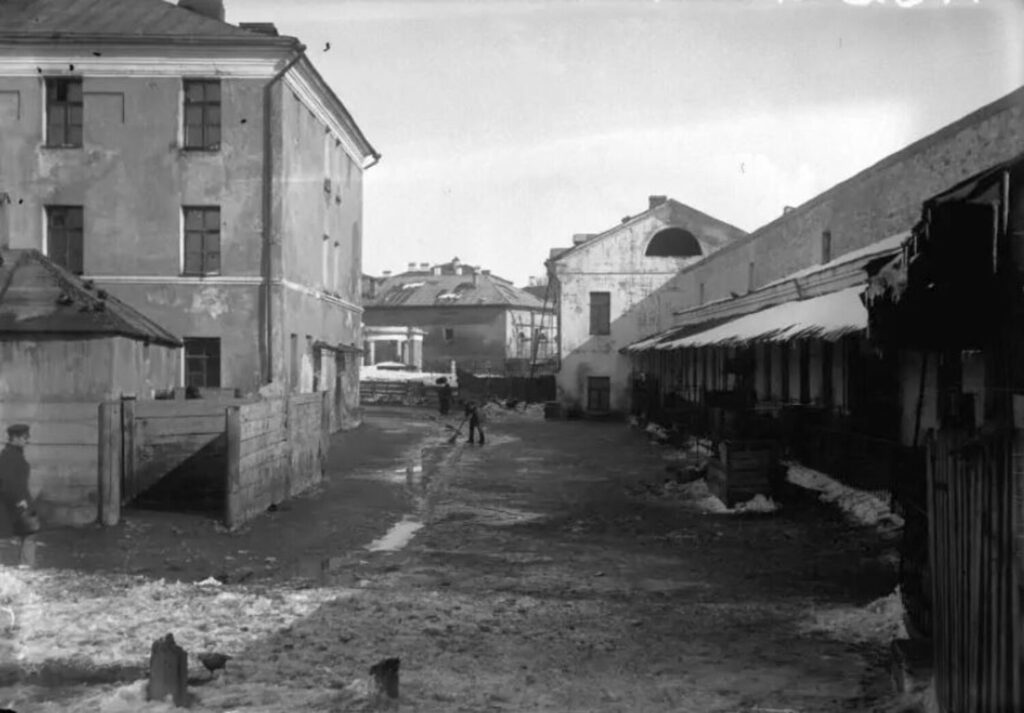 Китай-город &mdash; и снова Китай-город: следствие в Хитровке ведут Колобки  фото