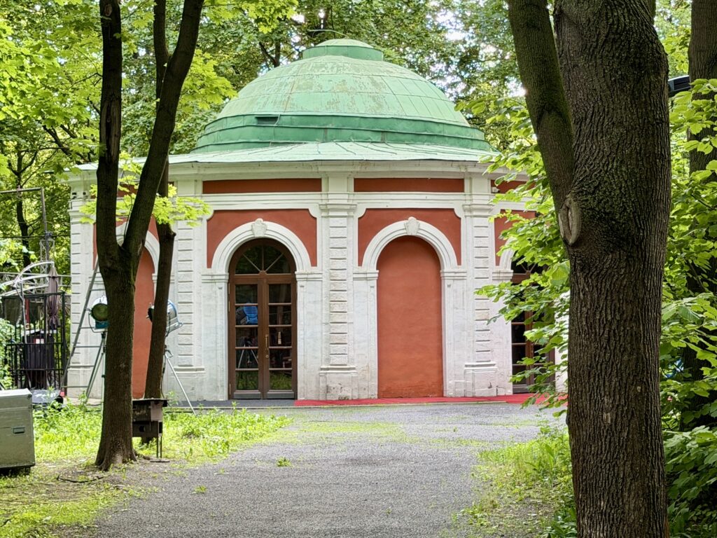 Прогулка. По Нескучному саду. Летом. Прогулка. По Нескучному саду. Летом. фото