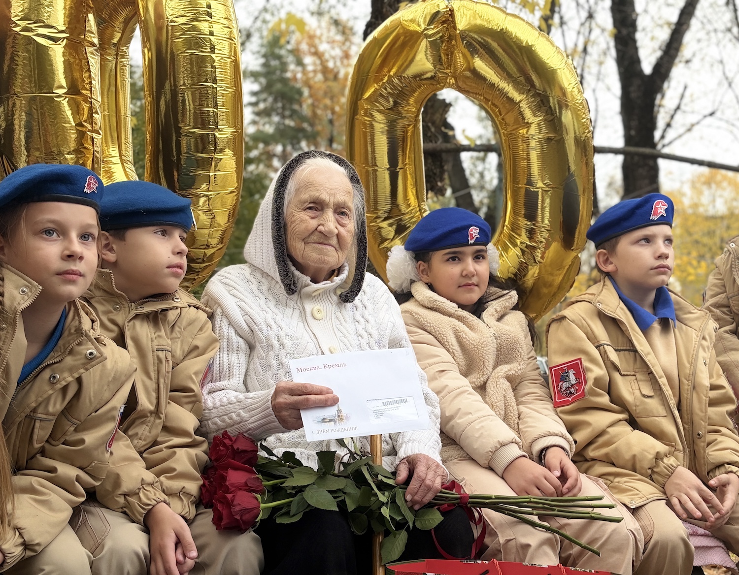 Ветеран ВОВ Нина Савельева отметила вековой юбилей, фото