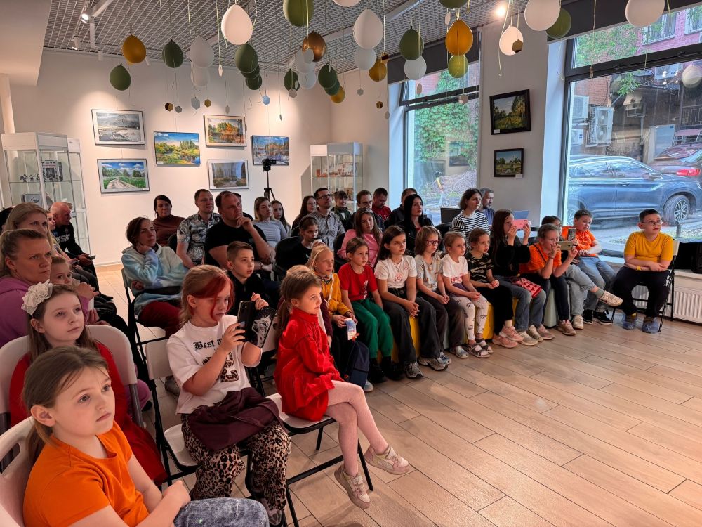 В Москве открыт набор на обучающие программы Молодежного парламента, фото