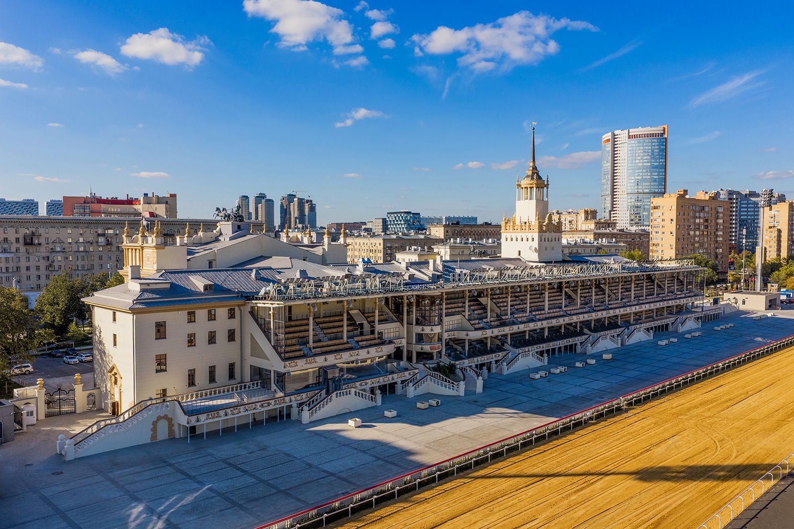 Для Московского ипподрома создали новую схему электроснабжения, фото