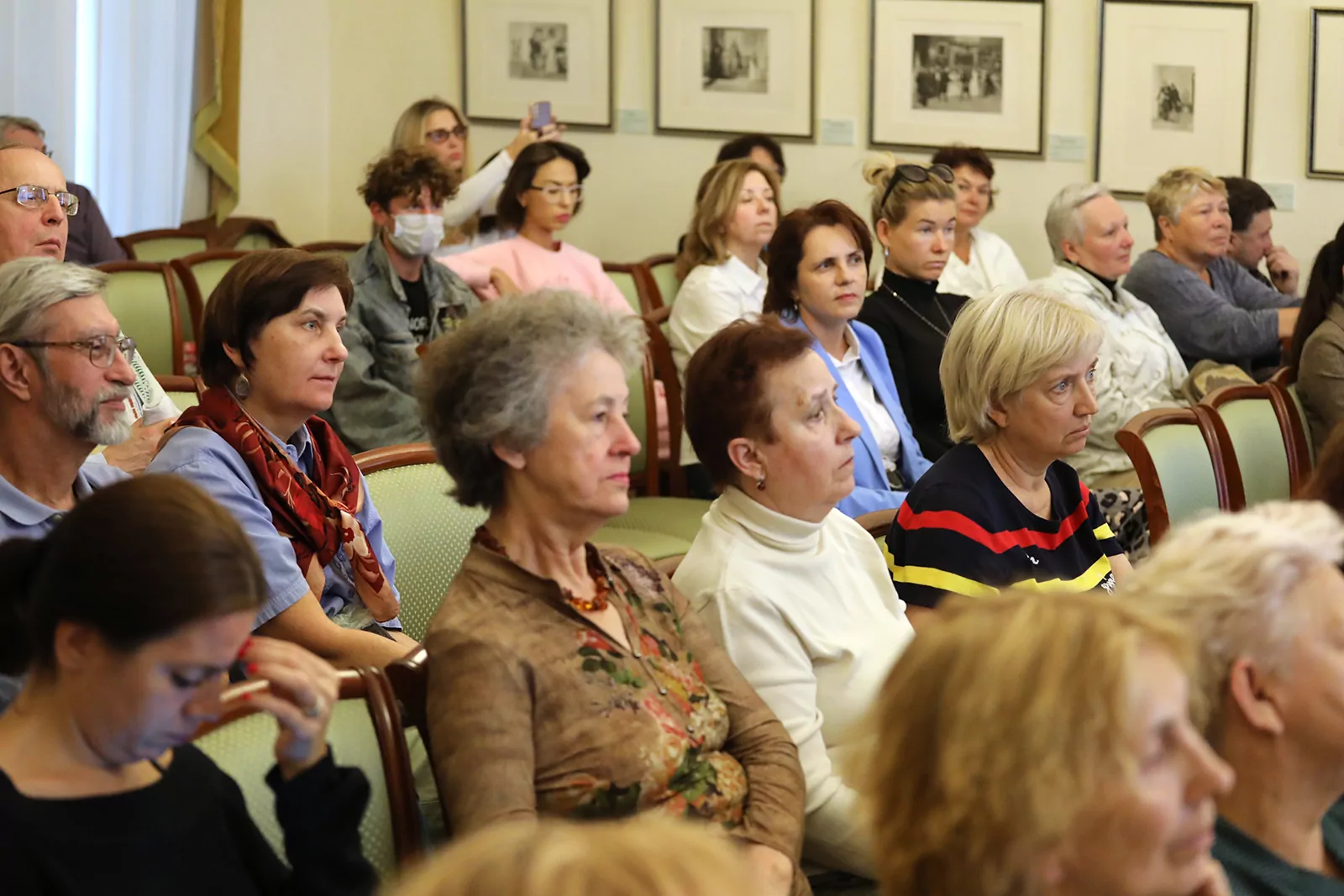 В библиотеках Москвы начались уроки финансовой грамотности  , фото