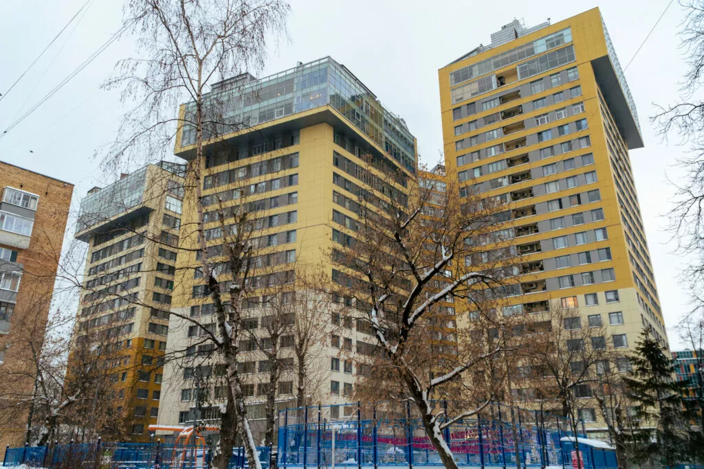 Тульская &mdash; Октябрьская: музей авангарда под открытым небом  фото