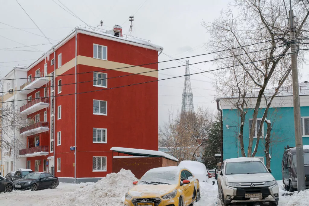 Тульская &mdash; Октябрьская: музей авангарда под открытым небом  фото