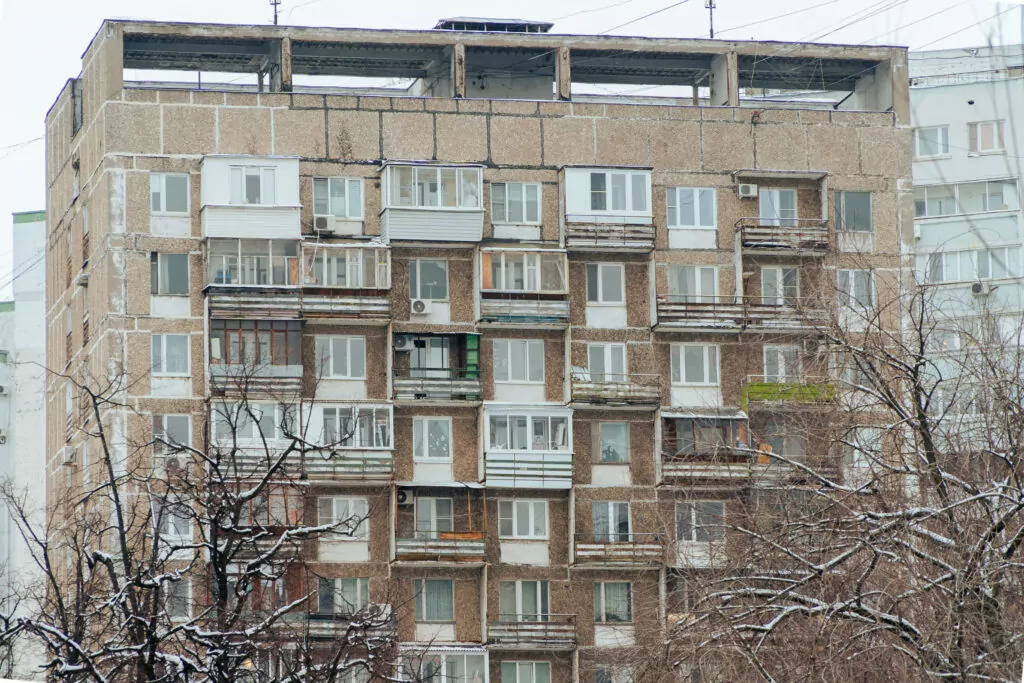 Академическая &mdash; Крымская: широкое поле для экспериментов  фото