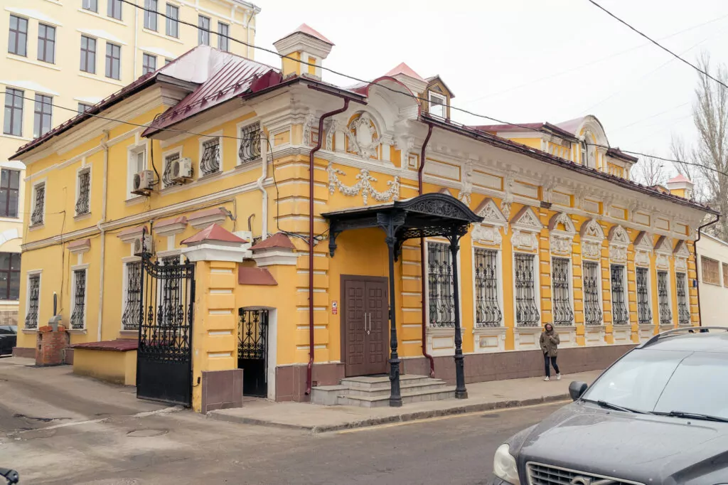 Трубная — Цветной бульвар: где твои семнадцать лет? Трубная — Цветной бульвар: где твои семнадцать лет? фото