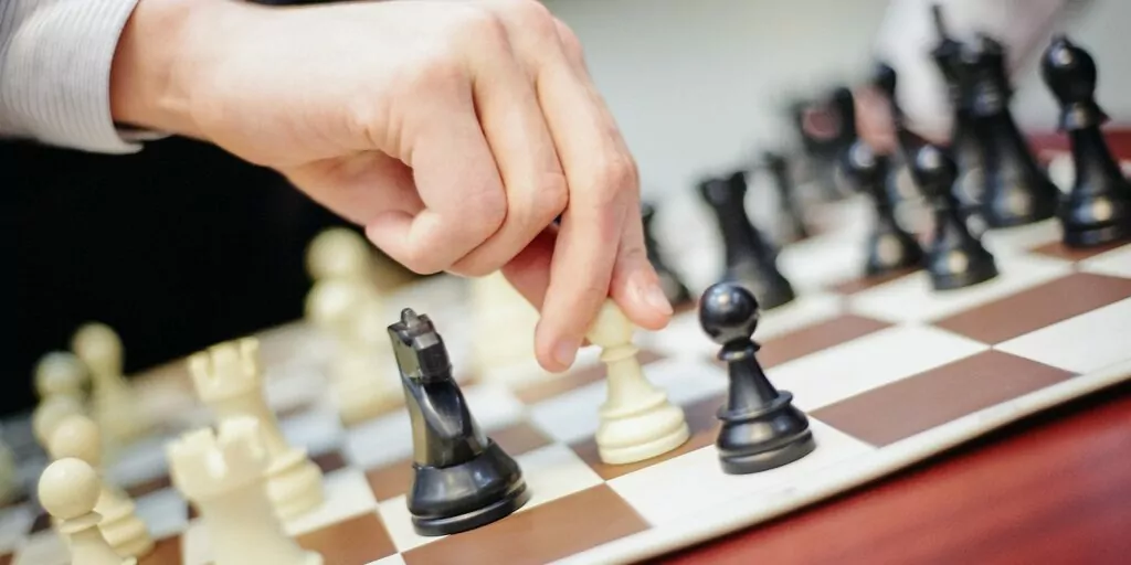 Столетие российского джаза, путешествие в XIX век и настольные игры: в парках столицы  фото