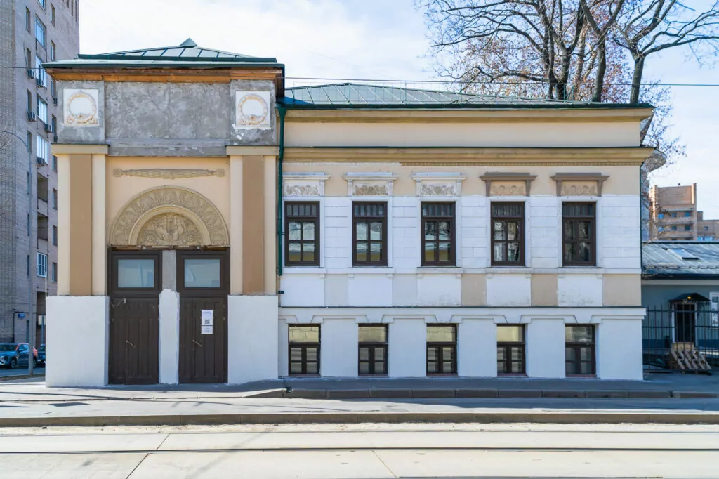 Новослободская — Достоевская: двенадцать... тринадцать!  фото