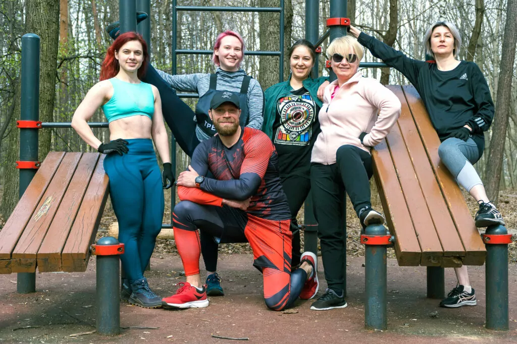 «Физическая активность — это удовольствие»: рассказываем, как тренироваться в парках круглый год «Физическая активность — это удовольствие»: рассказываем, как тренироваться в парках круглый год фото