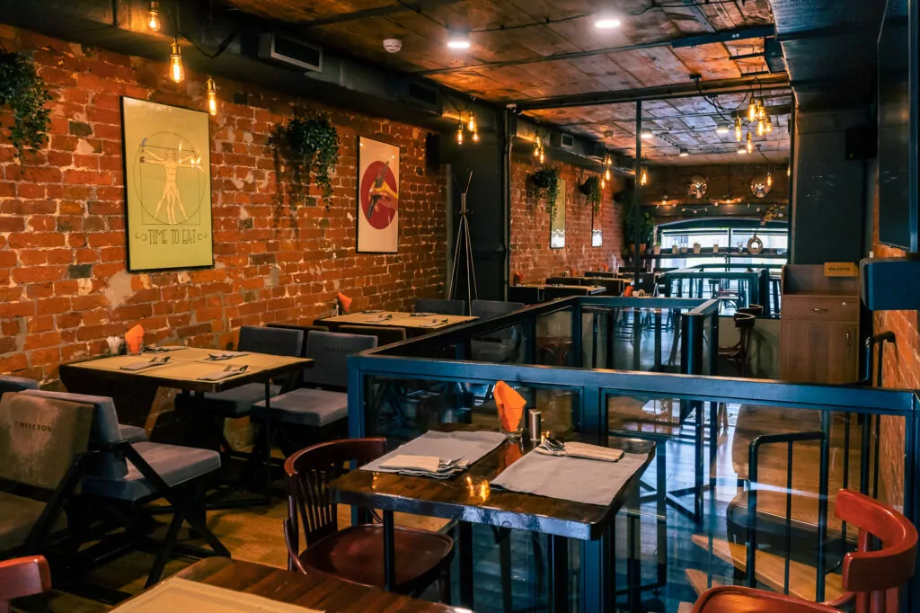 История моды и японский сад: куда пойти после работы  фото