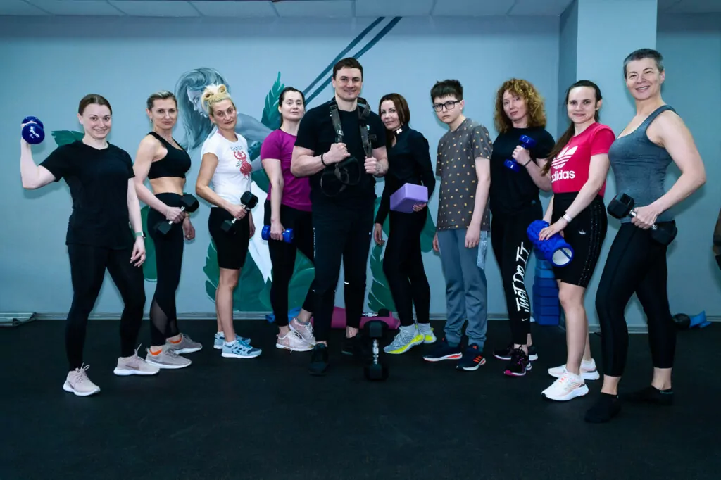 «Важно научить человека чувствовать своё тело»: мастер спорта о TRX тренировках «Важно научить человека чувствовать своё тело»: мастер спорта о TRX тренировках фото