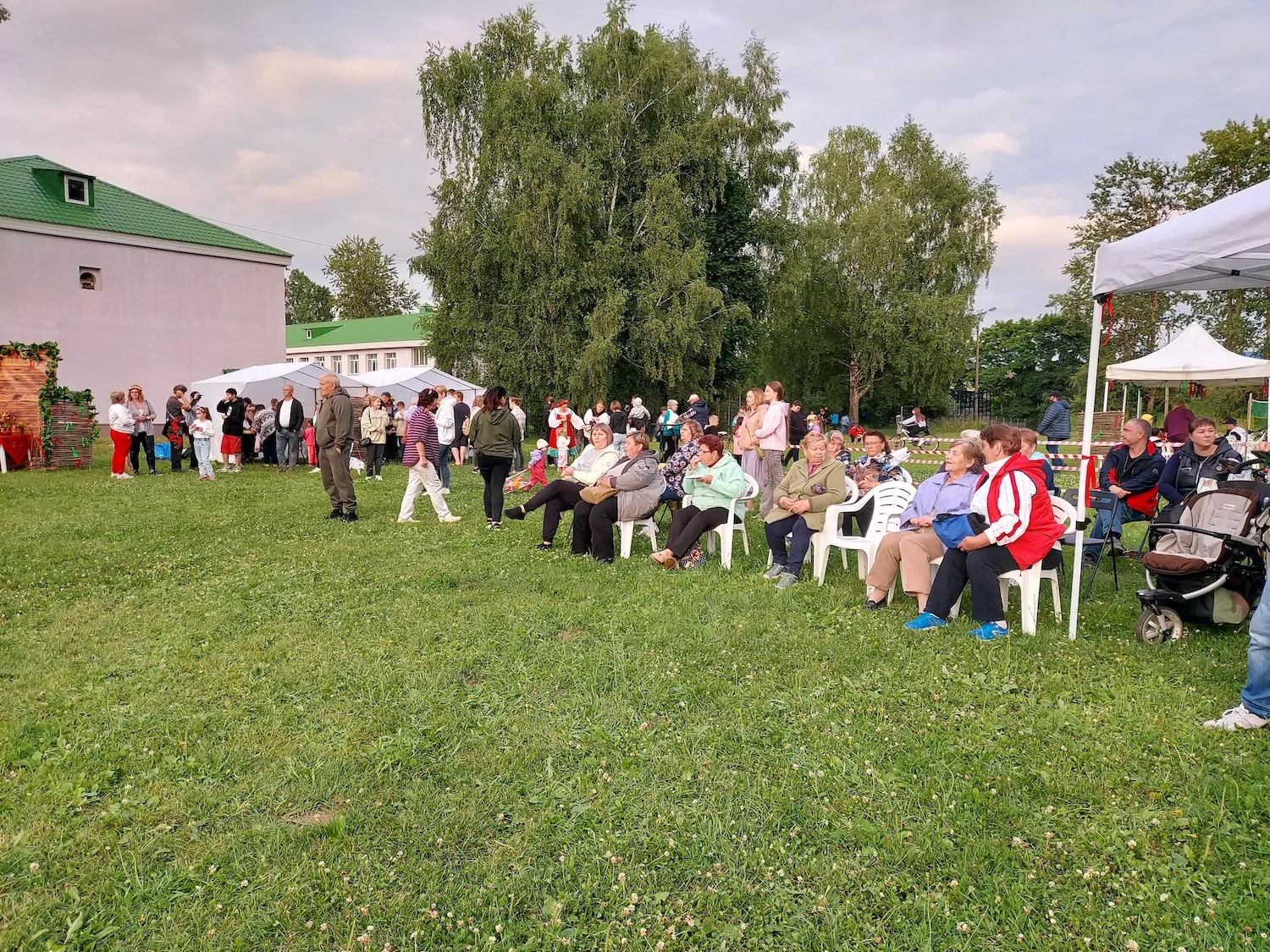 Огненное шоу и духи предков: Славянский фестиваль прошел в Шишкином Лесу, фото