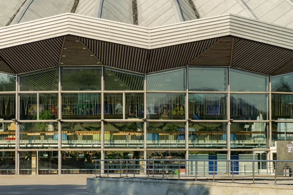 Университет &mdash; Ленинский проспект: вокруг дома, где прописан Путин  фото