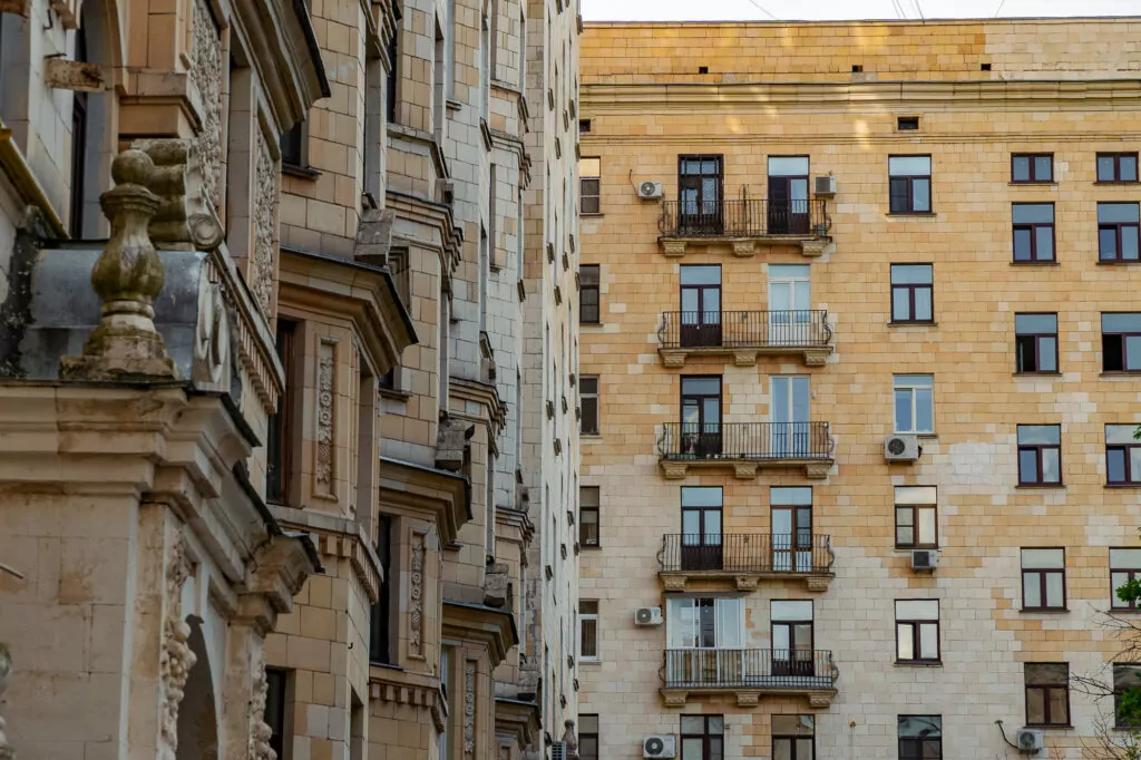 Университет &mdash; Ленинский проспект: вокруг дома, где прописан Путин  фото