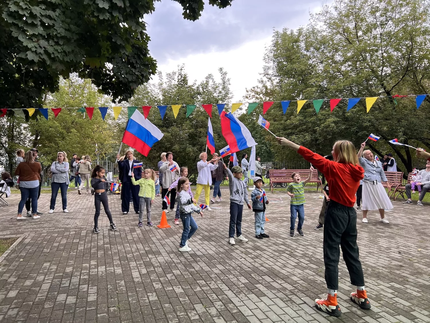 Концертная программа «Три цвета России» прошла в Нагорном, фото