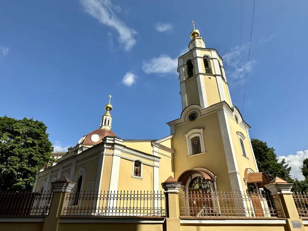 Зорге &mdash; Аэропорт: генеральные секретари песчаных улиц  фото