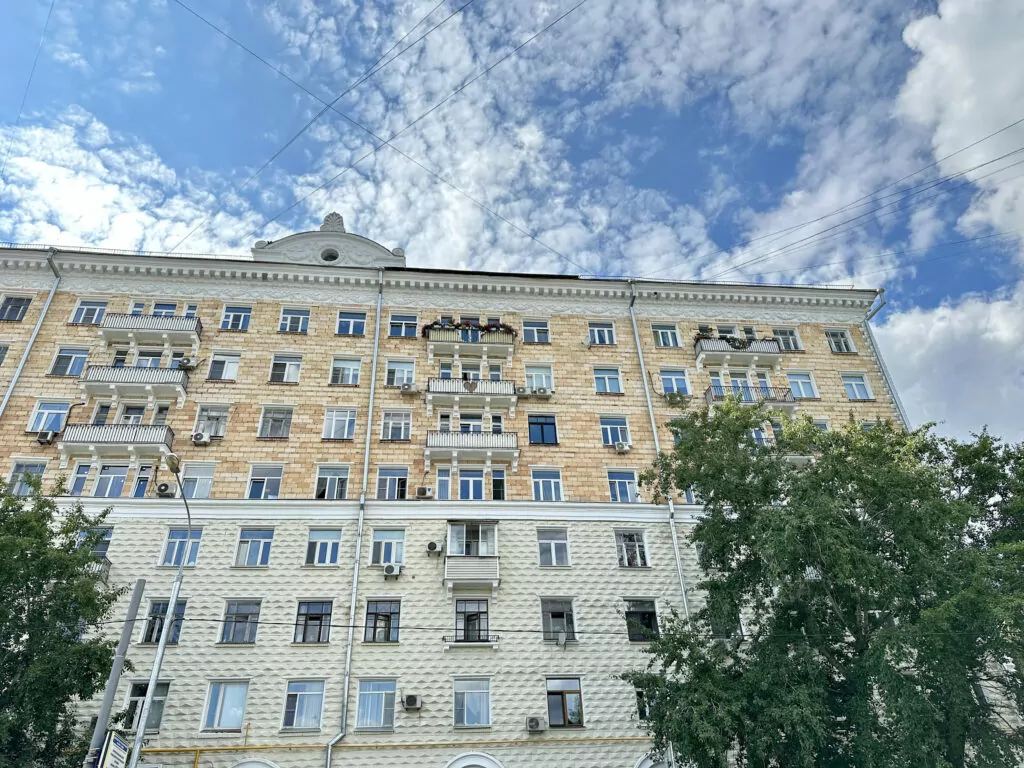 Зорге &mdash; Аэропорт: генеральные секретари песчаных улиц  фото