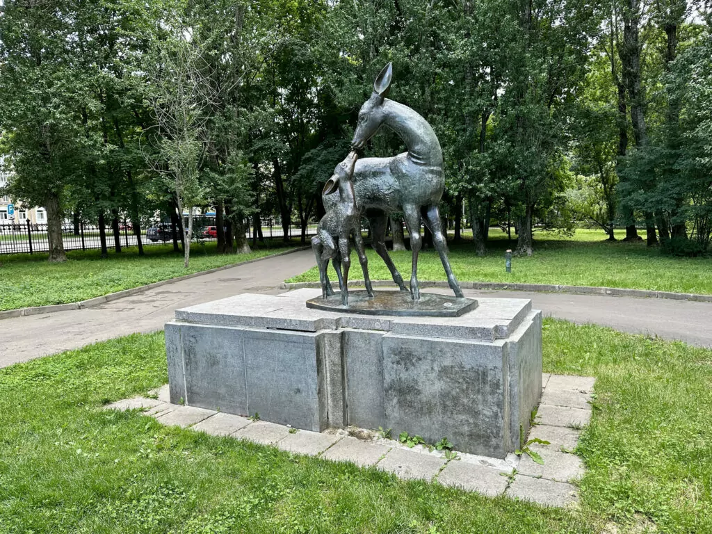 Зорге &mdash; Аэропорт: генеральные секретари песчаных улиц  фото