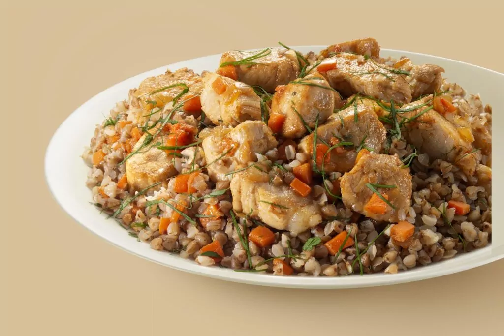 Как &laquo;Мираторг&raquo; решил проблему с круглогодичным питанием школьников  фото