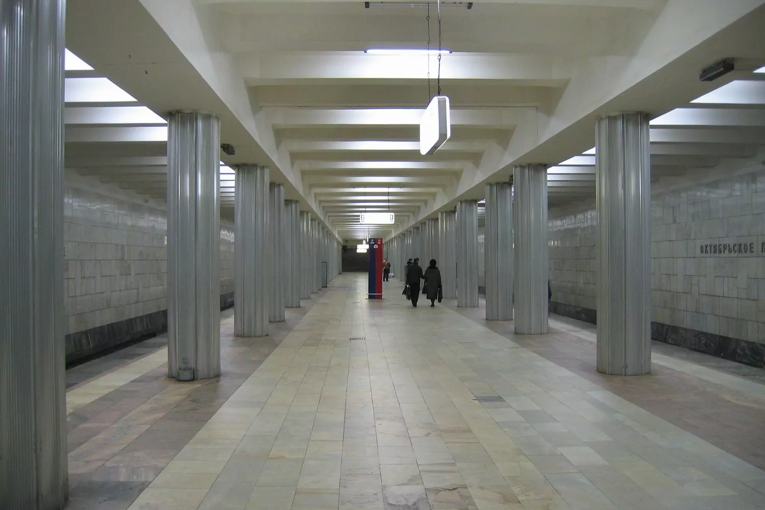 В металлическом блеске, фото