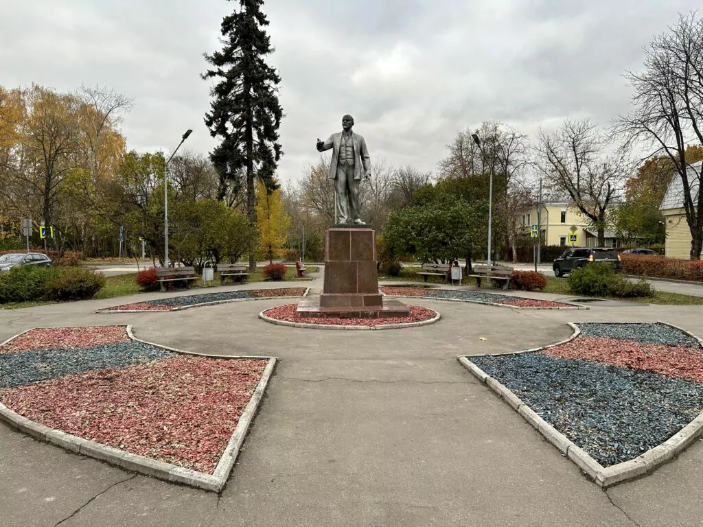 Перерва — Курьяново: Харрисон Форд и «K-19», Димон и «БМВ 7» Перерва — Курьяново: Харрисон Форд и «K-19», Димон и «БМВ 7» фото