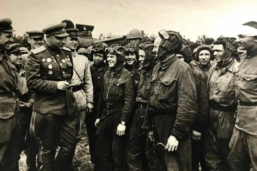 Гвардейская танковая Гвардейская танковая фото