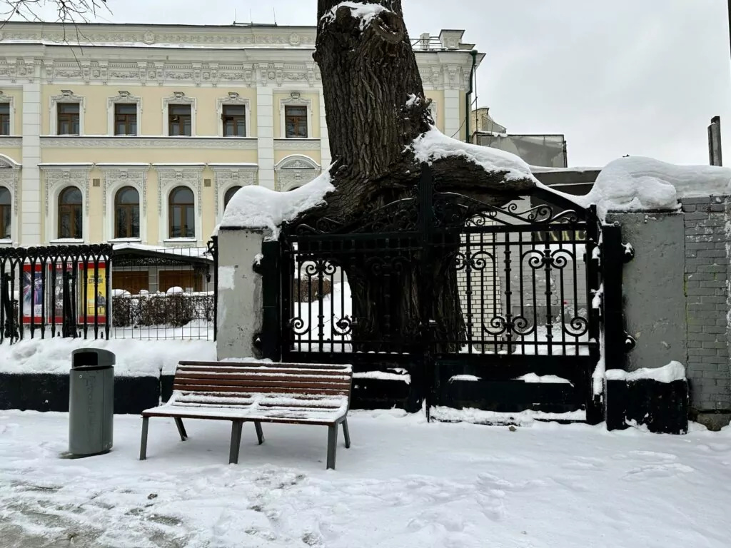 Тверская &mdash; Арбатская: первый советский против первого имперского  фото