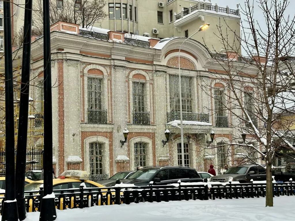 Тверская &mdash; Арбатская: первый советский против первого имперского  фото
