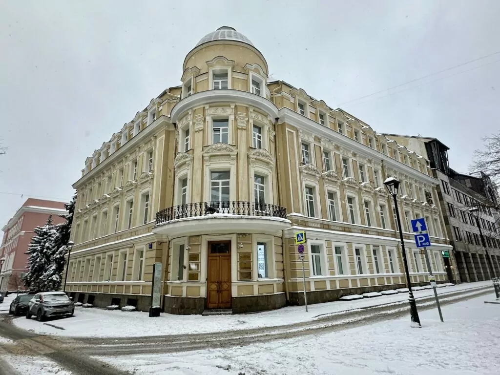 Тверская &mdash; Арбатская: первый советский против первого имперского  фото