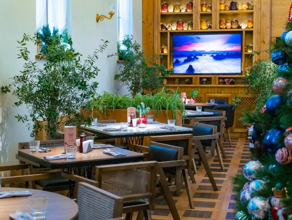 Современный авангард, черноморская кухня и уроки рисования — куда пойти после работы Современный авангард, черноморская кухня и уроки рисования — куда пойти после работы  фото