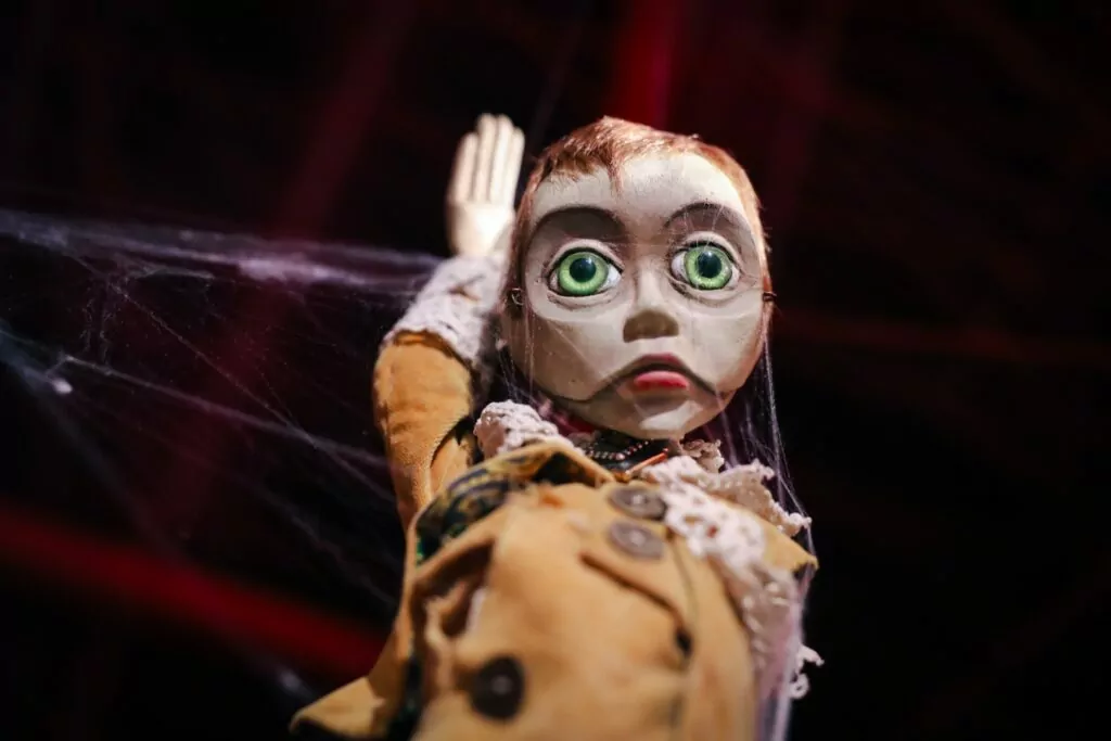 На Киностудии Горького открылась выставка о кинопрофессиях На Киностудии Горького открылась выставка о кинопрофессиях фото