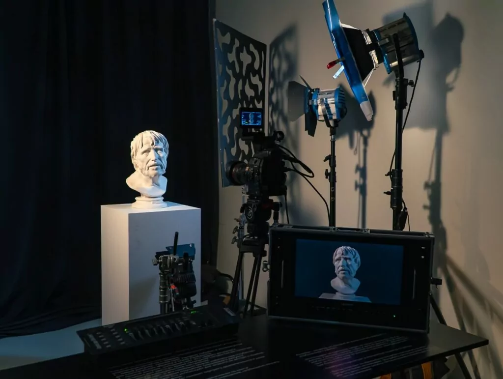 Секреты кинопроизводства, тренировки с полусферой, и гастродача — куда пойти после работы Секреты кинопроизводства, тренировки с полусферой, и гастродача — куда пойти после работы фото