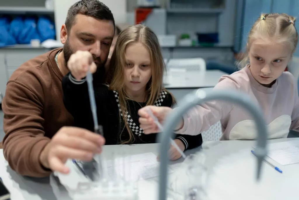 Фестиваль ко Дню российской науки проведут в &laquo;Зарядье&raquo;  фото