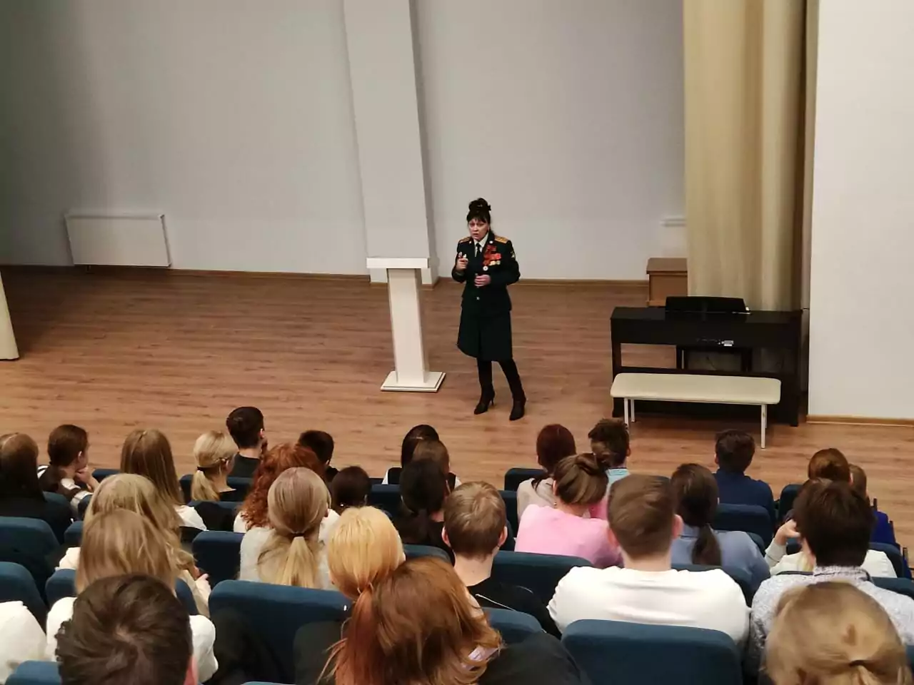 В Ховрино провели профилактическую беседу со школьниками, фото