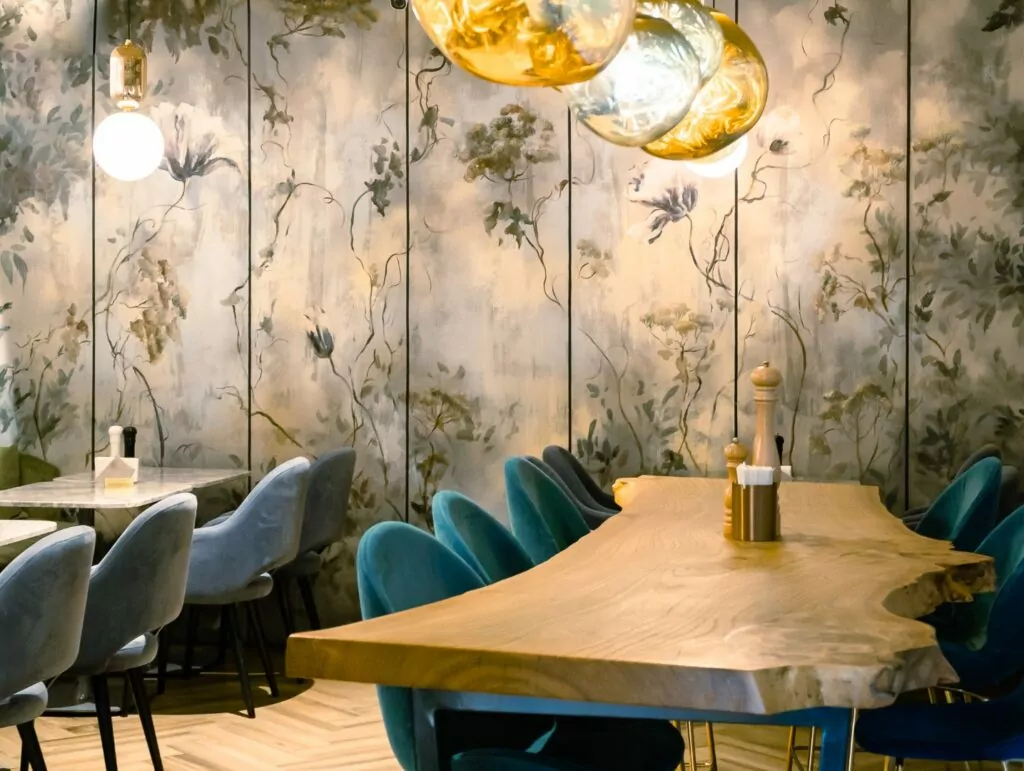 Картины без авторства, ночь театров, и кулинарное сокровище — куда пойти после работы Картины без авторства, ночь театров, и кулинарное сокровище — куда пойти после работы  фото