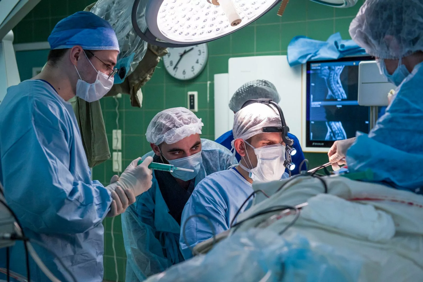 Впервые за 10 лет в России "Склиф" провел успешную трансплантацию тонкой кишки, фото