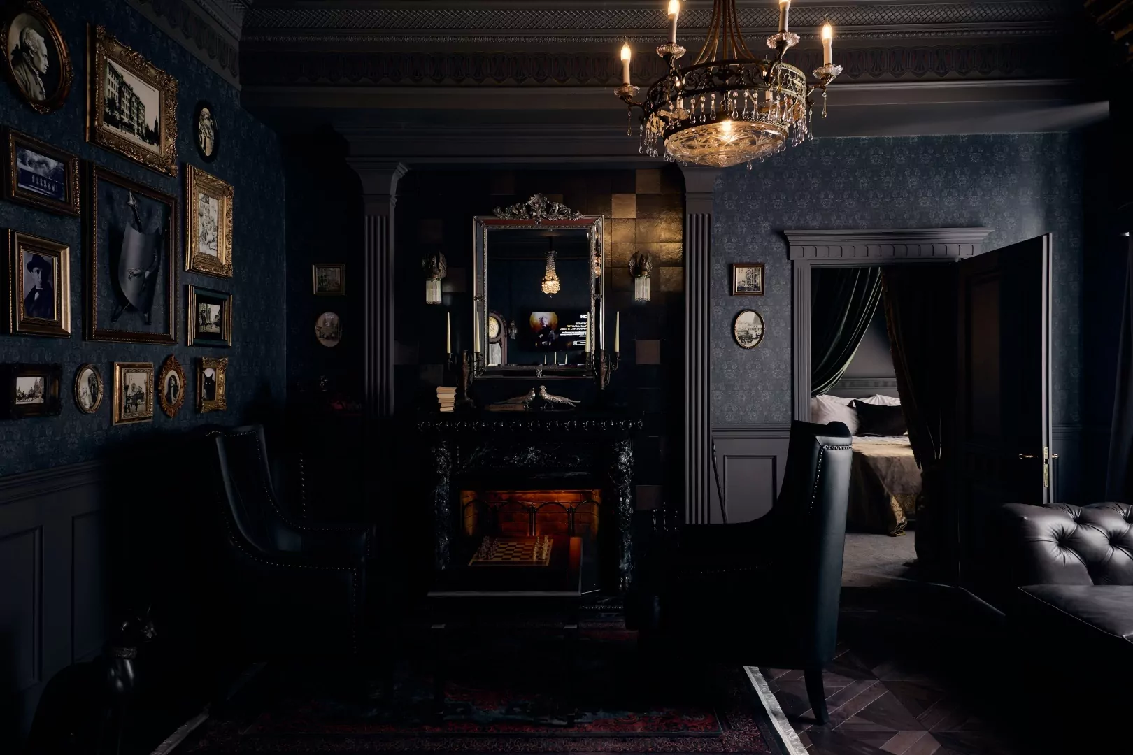 Мистическая квартира на Патриарших пользуется повышенным спросом, фото