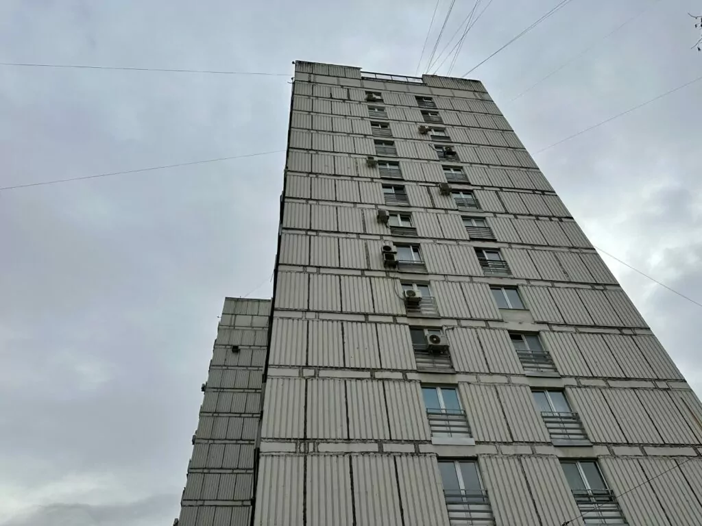 Добрынинская — Полянка: место высадки советских типовых «пришельцев» Добрынинская — Полянка: место высадки советских типовых «пришельцев» фото