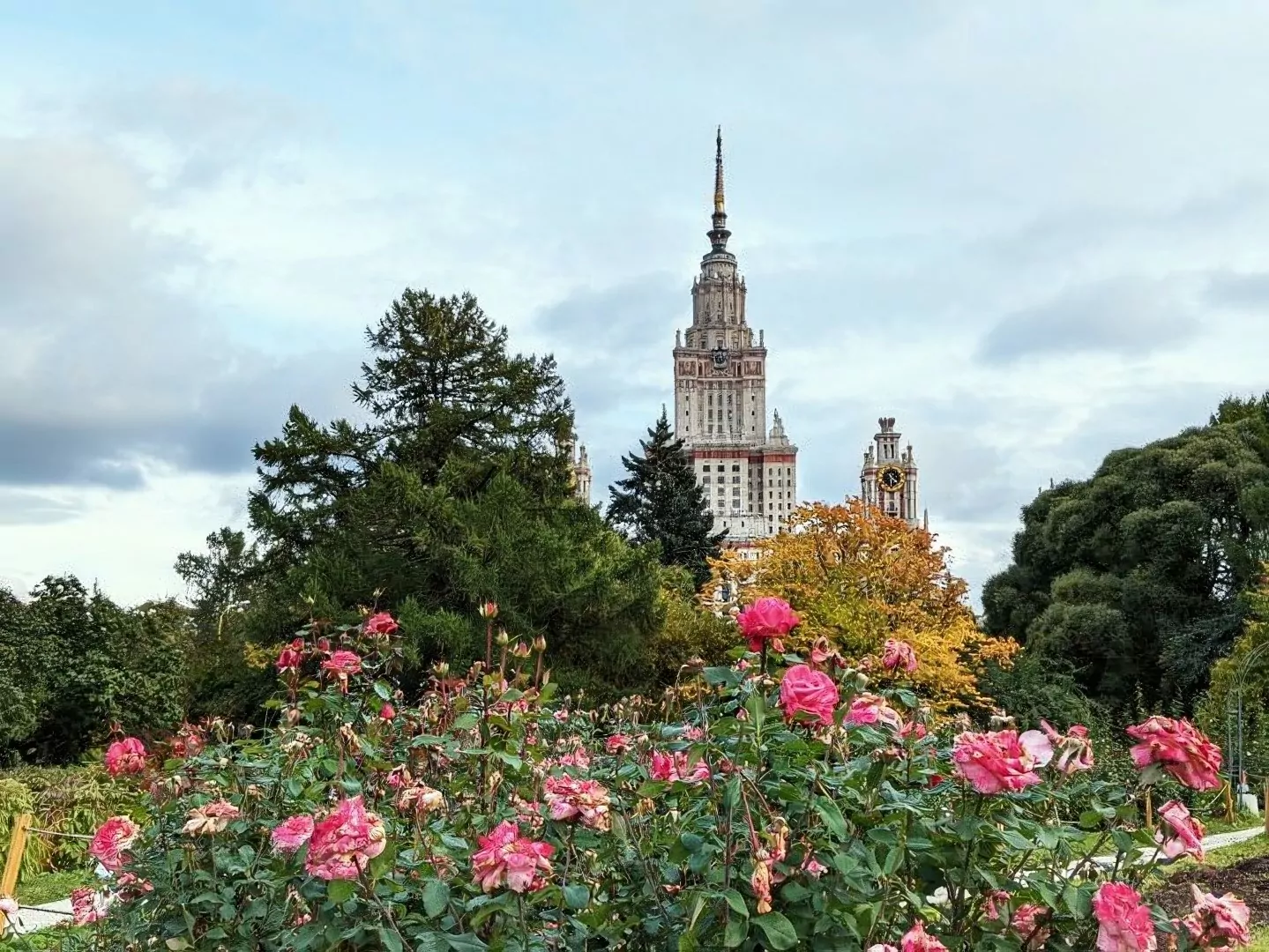Экскурсии в Ботаническом саду МГУ пройдут 27 апреля, фото