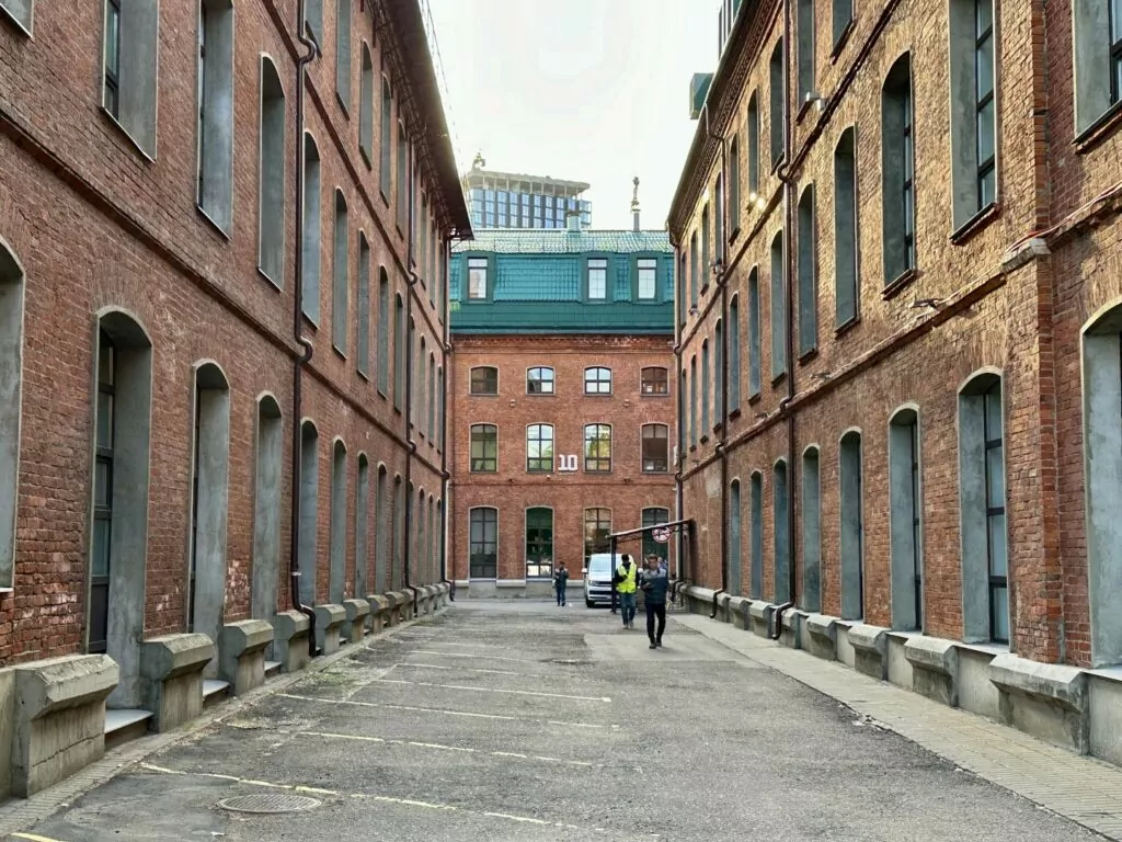 Павелецкая — Тульская: ходить по квартире под Богом Павелецкая — Тульская: ходить по квартире под Богом фото