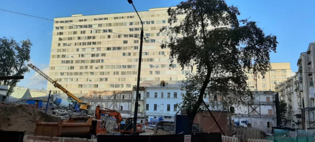 Охотный Ряд &mdash; Лубянка: брендов и зрелищ  фото