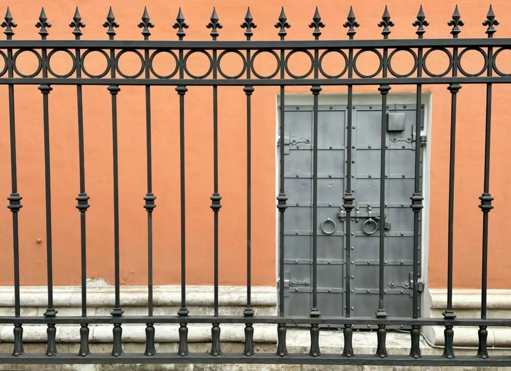 Библиотека им. Ленина — Арбатская: Татианин день  фото