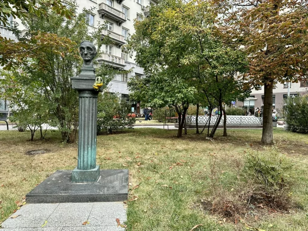 Третьяковская &mdash; Полянка: &laquo;маленькость&raquo; Большой Ордынки  фото