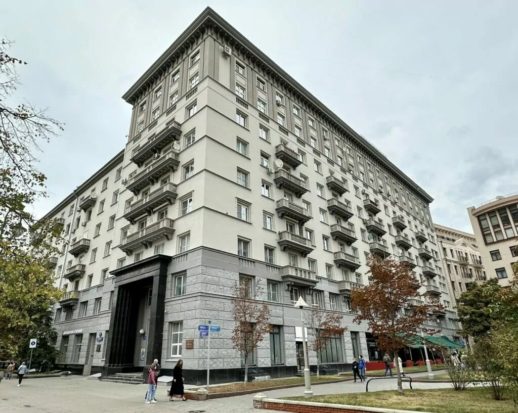 Третьяковская &mdash; Полянка: &laquo;маленькость&raquo; Большой Ордынки  фото