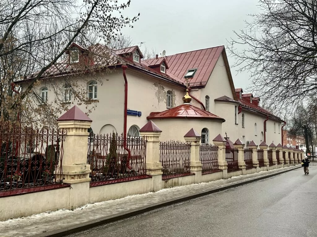Преображенская площадь — Черкизовская: потешные войска у московской «Бастилии» Преображенская площадь — Черкизовская: потешные войска у московской «Бастилии» фото