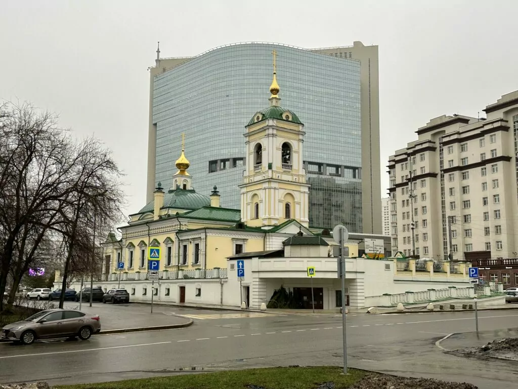 Преображенская площадь — Черкизовская: потешные войска у московской «Бастилии» Преображенская площадь — Черкизовская: потешные войска у московской «Бастилии» фото