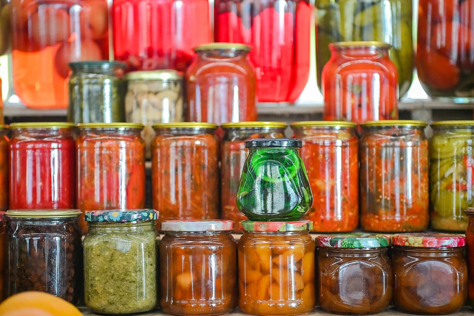 Свыше 35 тонн маринованных овощей реализовали фермеры на ярмарках выходного дня за последние три месяца, фото